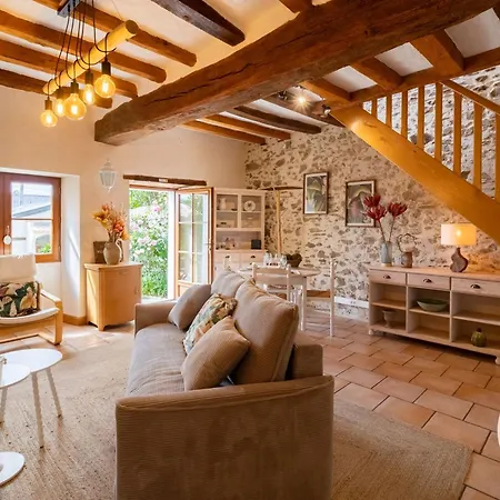 Maison Charmante, Animaux Admis - 2 Pers. Proche Loire - Fr-1-622-123